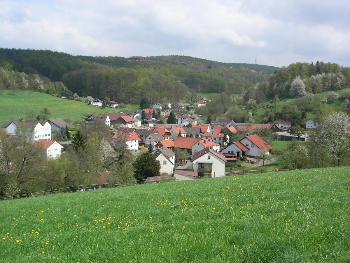 Gasthaus Zum Hohenstein Ober-Kainsbach ภายนอก รูปภาพ